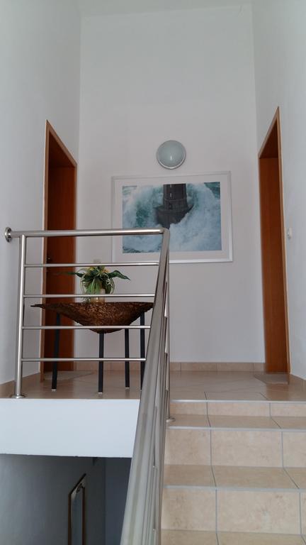 Apartments Vila Ana Vir Luaran gambar