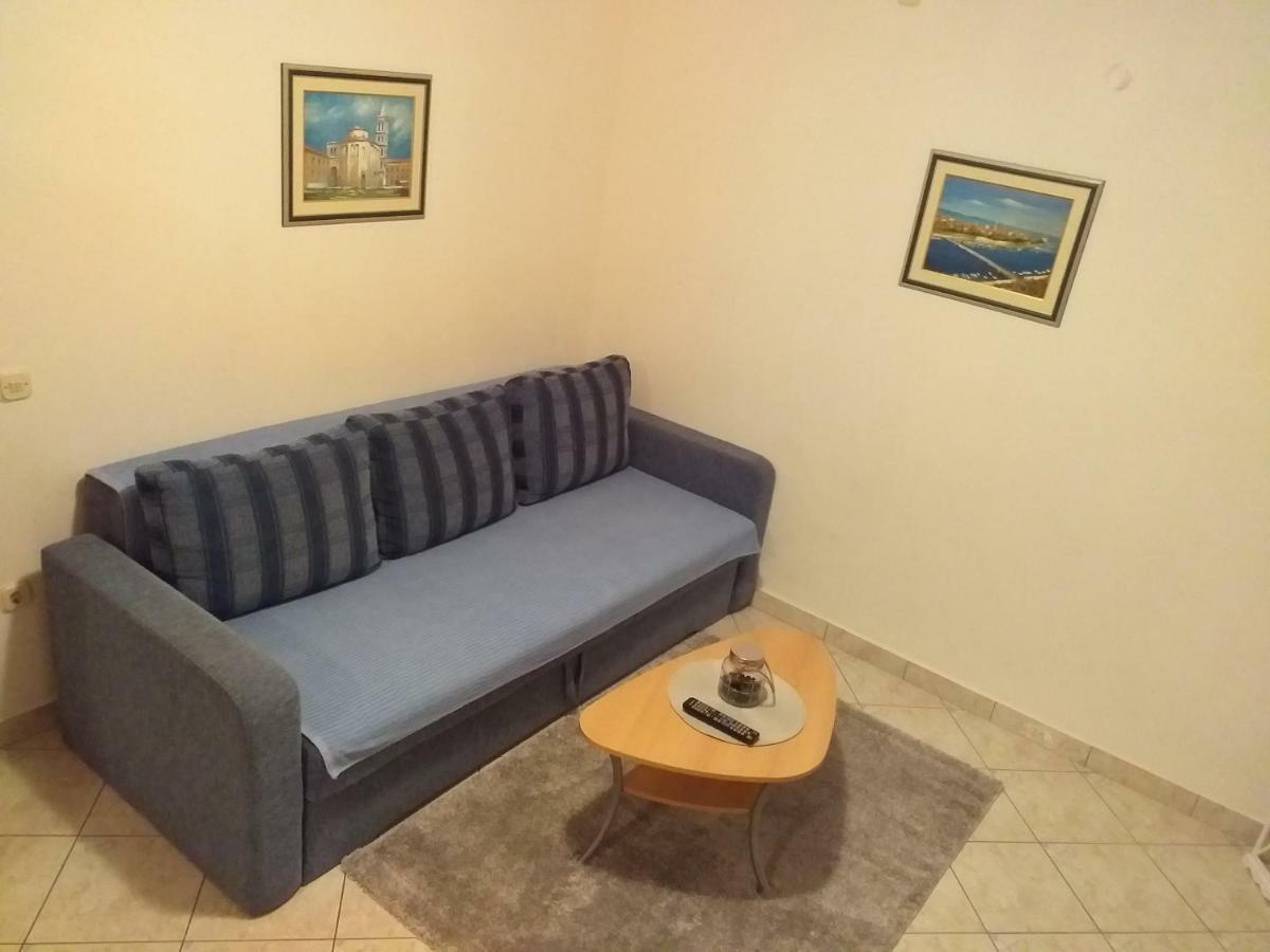 Apartments Vila Ana Vir Luaran gambar